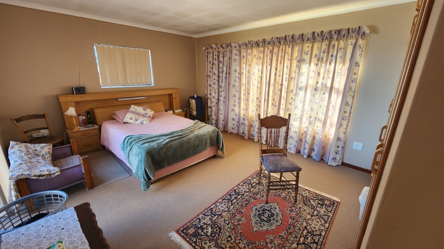 4 Bedroom Property for Sale in Dana Bay Western Cape
